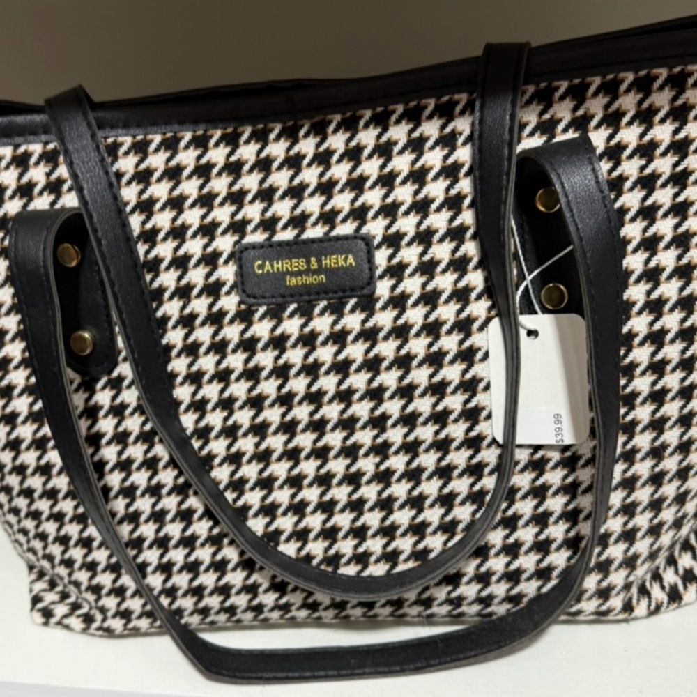 Black and White Houndstooth Women's Bag